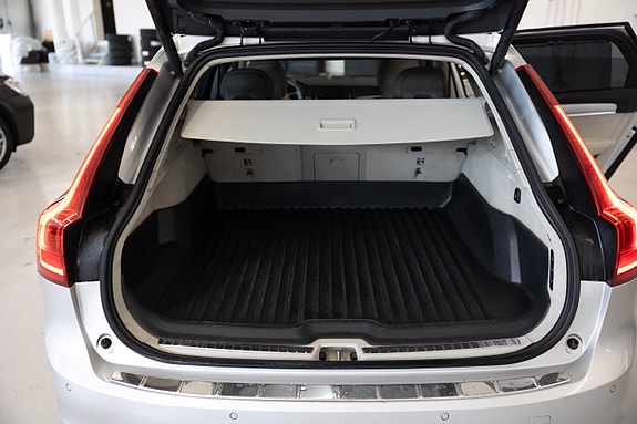 Volvo V90 20 of 20