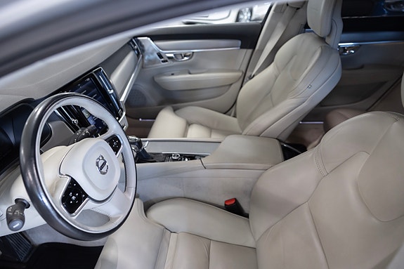 Volvo V90 13 of 20