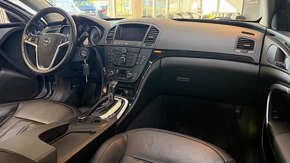 Opel Insignia 23 of 30