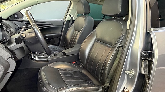 Opel Insignia 14 of 30