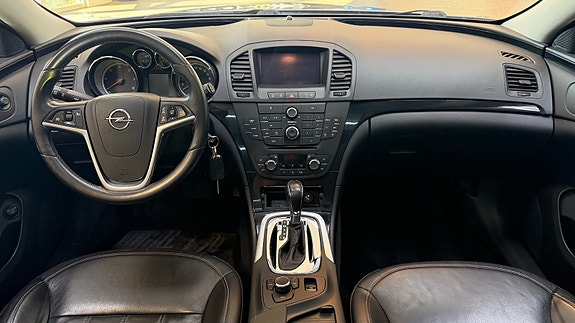 Opel Insignia 25 of 30