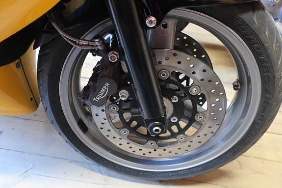 Triumph TT 600 11 of 25