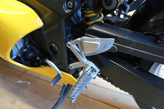 Triumph TT 600 19 of 25