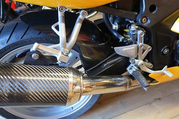 Triumph TT 600 10 of 25
