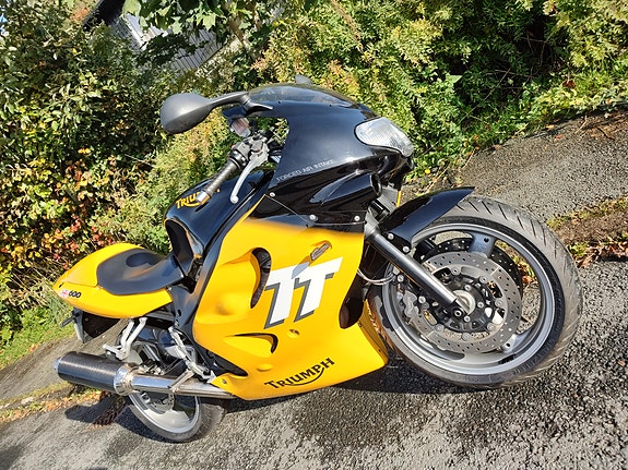 Triumph TT 600 23 of 25