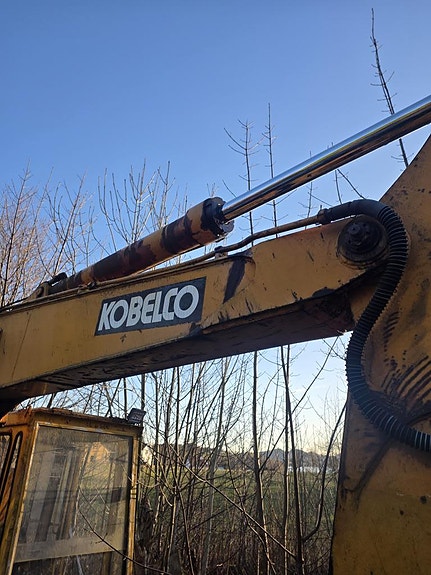 Kobelco K903a beltegraver 6 of 15