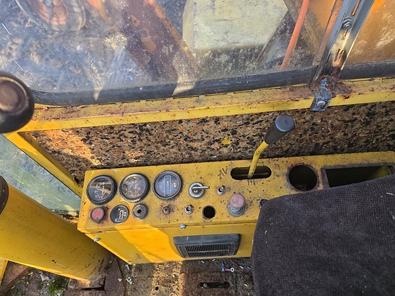 Kobelco K903a beltegraver 14 of 15