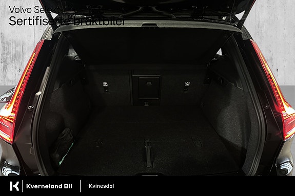 Volvo EX40 28 of 30