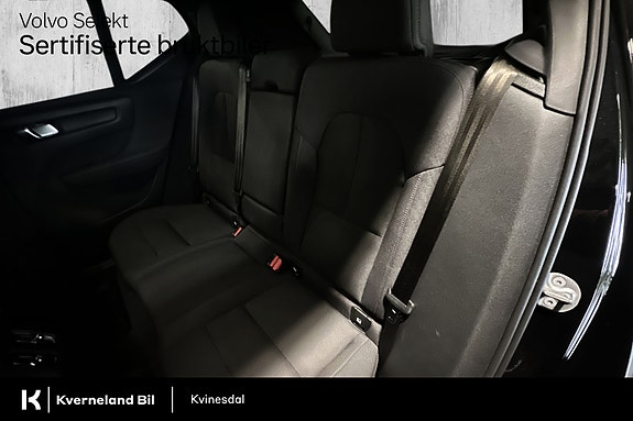 Volvo EX40 12 of 30