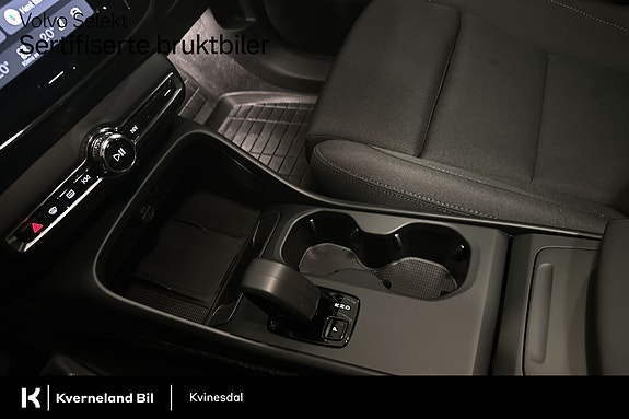 Volvo EX40 24 of 30