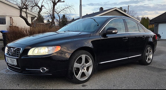 Volvo S80 11 of 17
