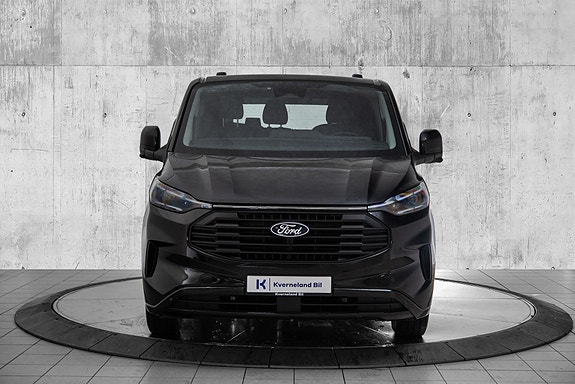 Ford Transit Custom 8 of 21