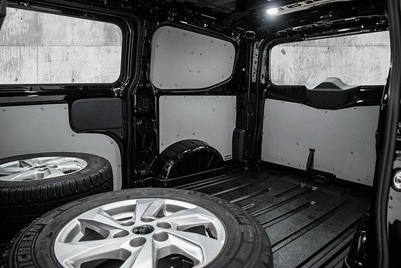 Ford Transit Custom 10 of 21