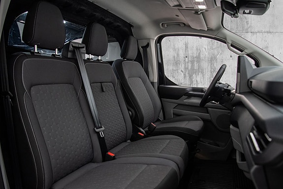 Ford Transit Custom 20 of 21