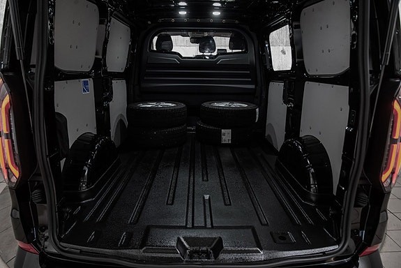 Ford Transit Custom 9 of 21