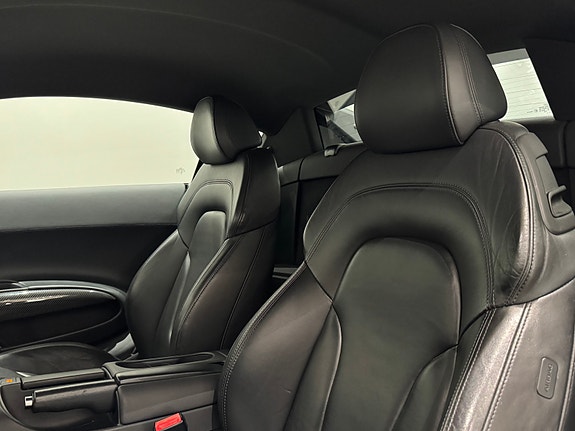 Audi R8 14 of 26