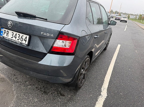 Skoda Fabia 9 of 30