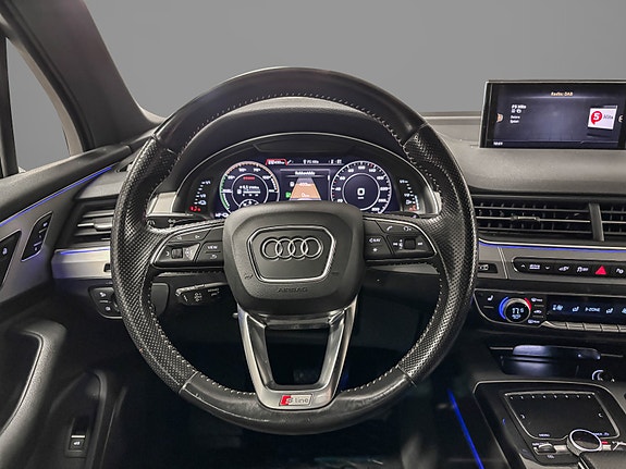 Audi Q7 14 of 30