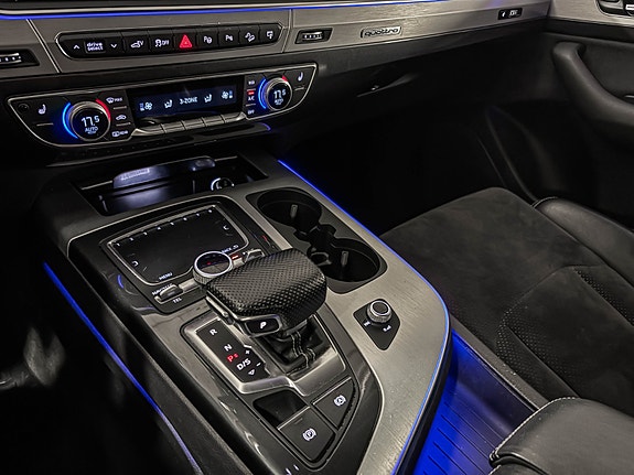 Audi Q7 17 of 30