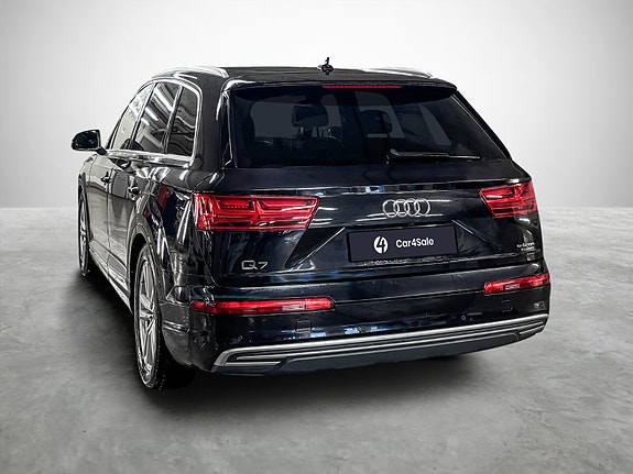 Audi Q7 3 of 30