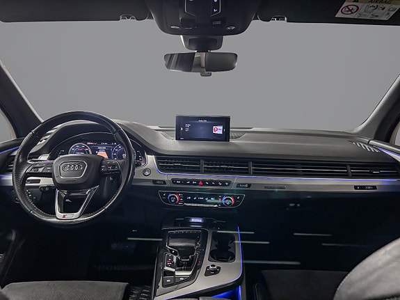 Audi Q7 13 of 30
