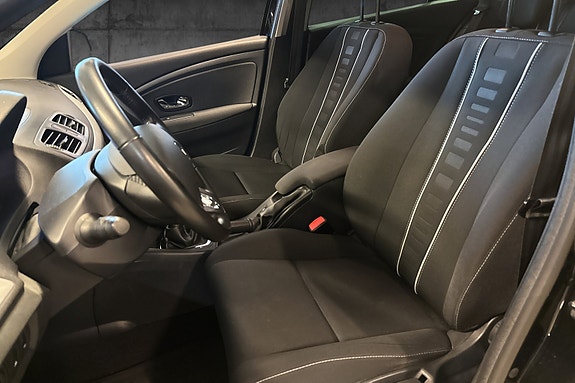 Renault Megane 10 of 17