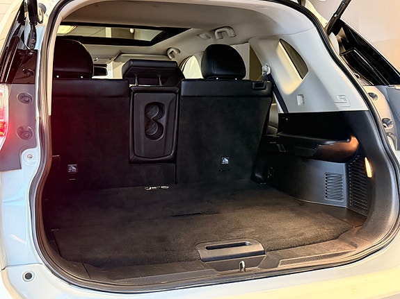 Nissan X-Trail 23 of 23