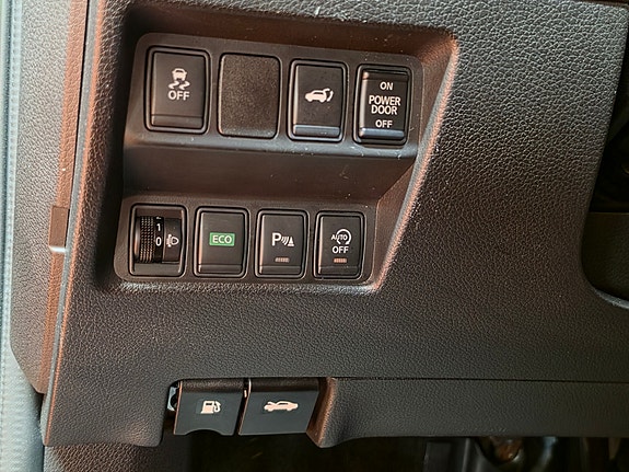 Nissan X-Trail 16 of 30