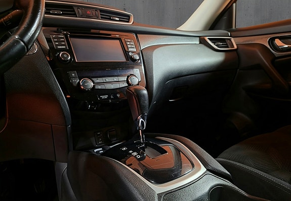 Nissan X-Trail 25 of 30