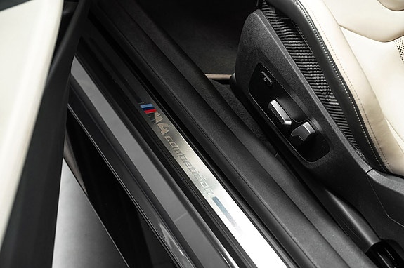 BMW M4 28 of 30