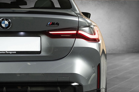 BMW M4 5 of 30