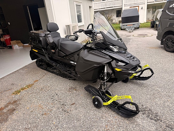 Ski-doo Expedition SE 900 ACE Turbo "kun 70 mil" 5 of 8