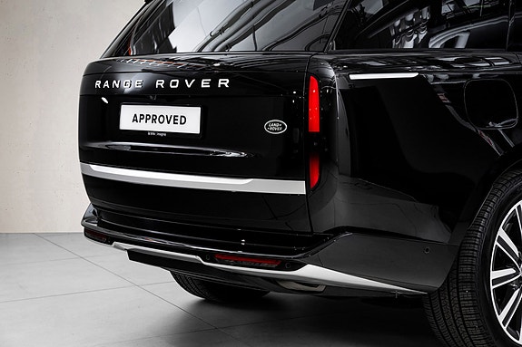 Land Rover Range Rover 8 of 30