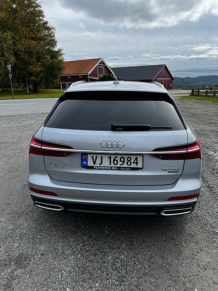 Audi A6 4 of 30