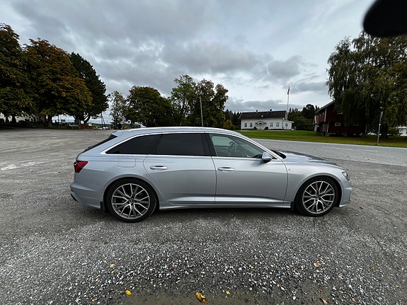 Audi A6 3 of 30