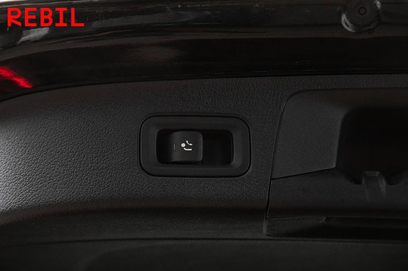 Mercedes-Benz EQA250 25 of 27