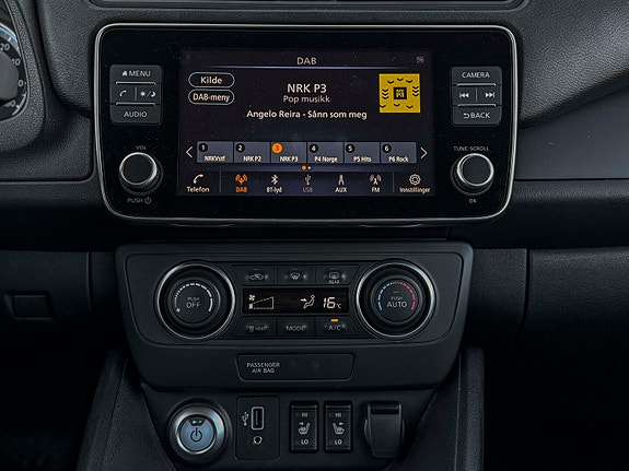 Nissan Leaf 14 of 19