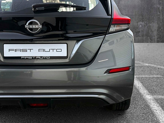Nissan Leaf 8 of 19