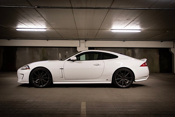 Jaguar XKR 4 of 28