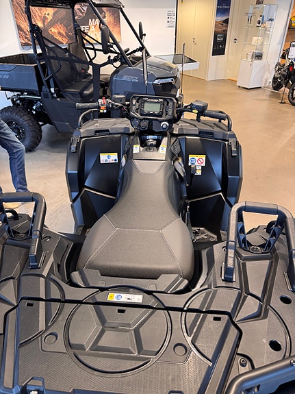 Polaris SPORTSMAN 570 EPS BLACK EDITION 6 of 6