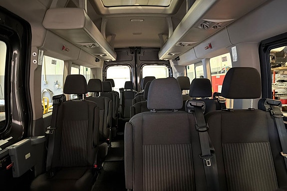 Ford Transit 16 of 27