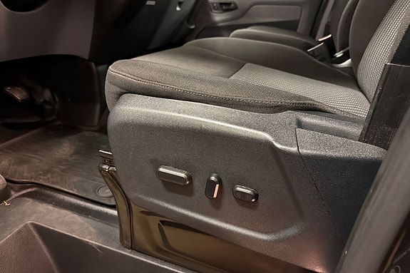 Ford Transit 19 of 27