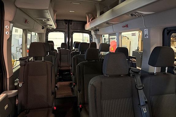 Ford Transit 17 of 27