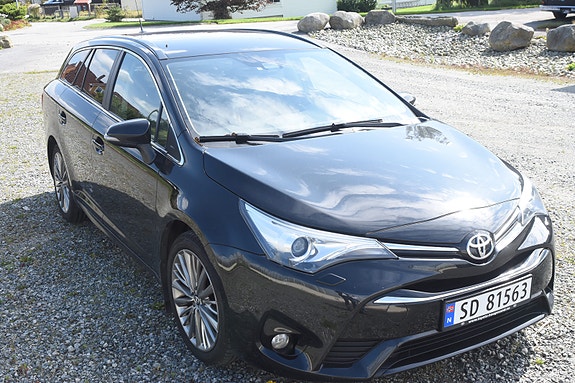 Toyota Avensis 3 of 22
