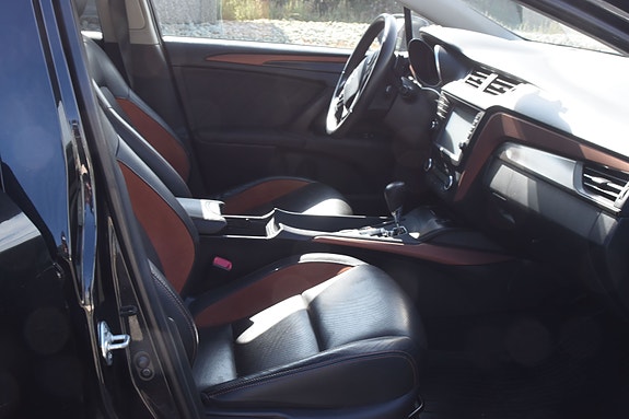 Toyota Avensis 8 of 22