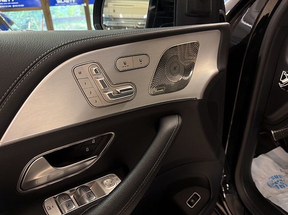 Mercedes-Benz GLE350 de 23 of 30