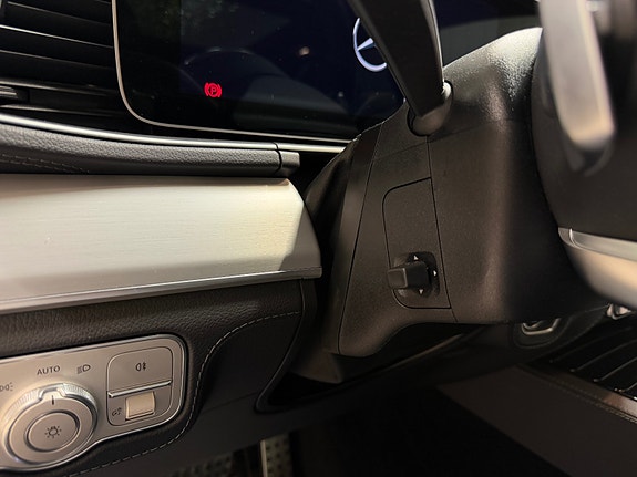 Mercedes-Benz GLE350 de 26 of 30