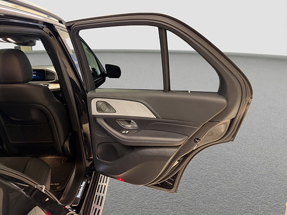 Mercedes-Benz GLE350 de 13 of 30