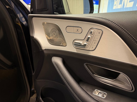 Mercedes-Benz GLE350 de 20 of 30