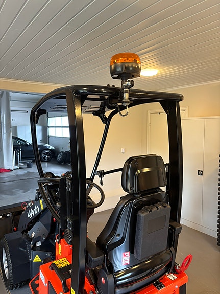 Kubota RT100-2 8 of 25